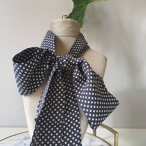 Vanessa Mooney•Reanna Skinny Scarf